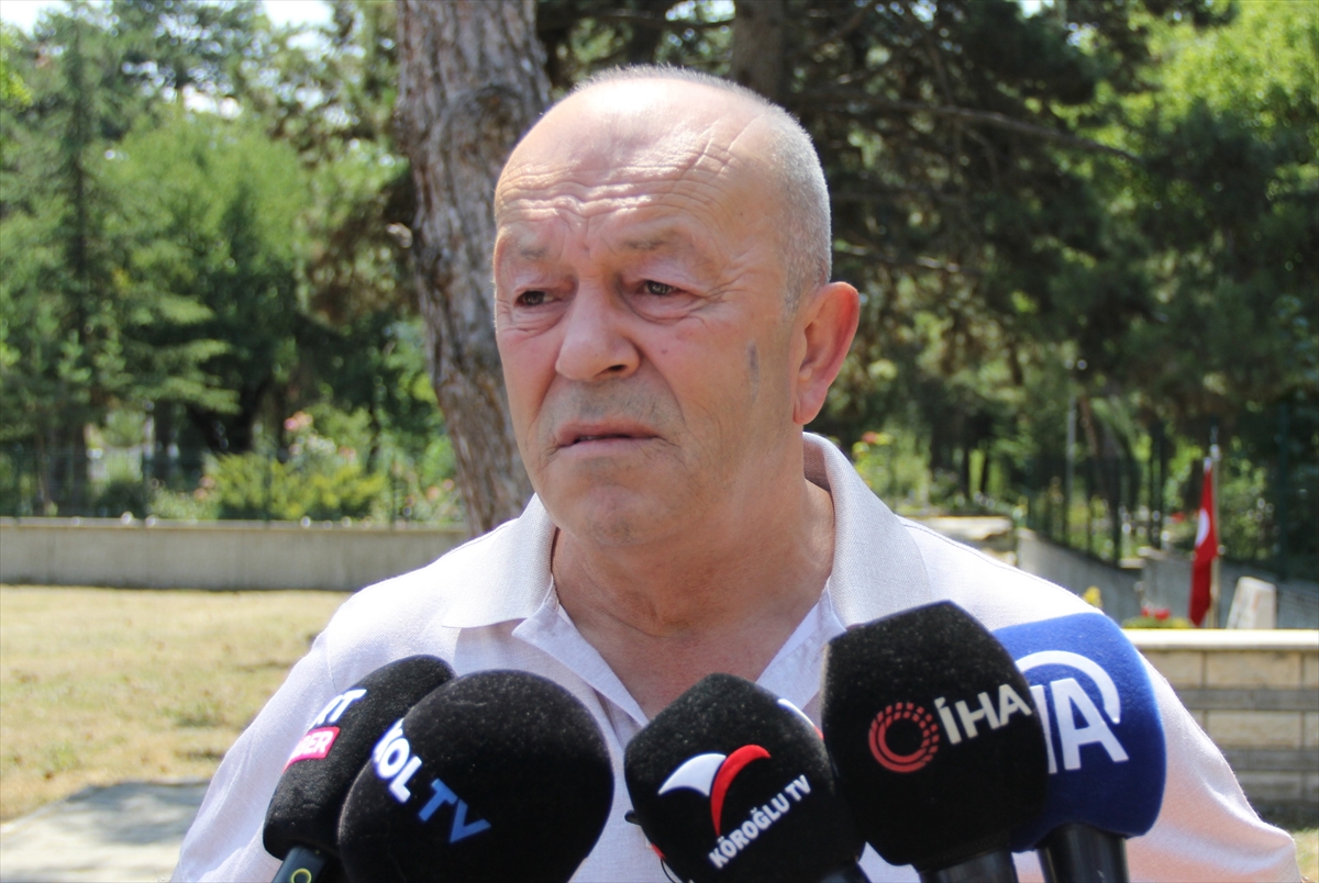 15 Temmuz şehidi polis Ozan Özen, Bolu'da mezarı başında anıldı