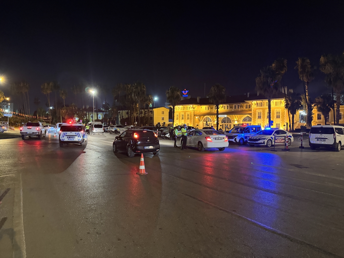 Adana'da dron destekli trafik denetimi yapıldı