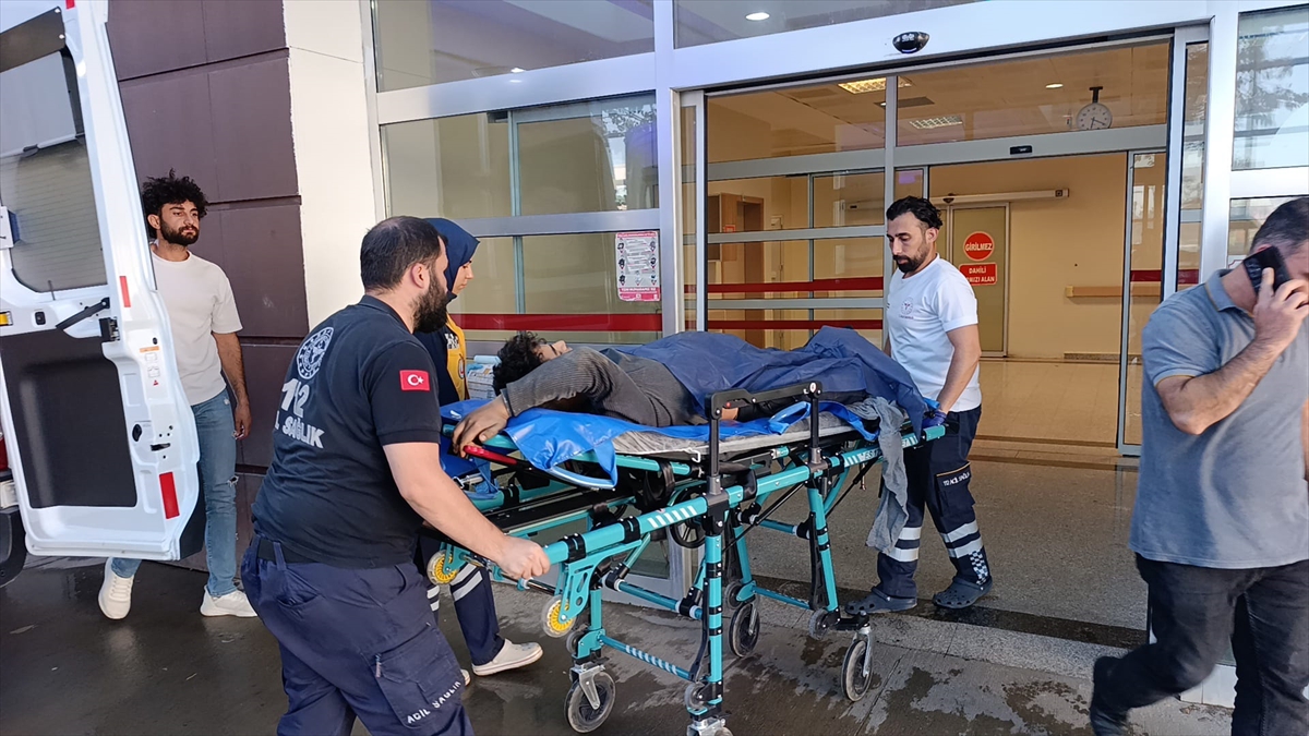 Adıyaman'da çıkan silahlı kavgada 2 kişi yaralandı