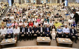 - "AK Parti, 23 yıldır bitmez tükenmez bir enerjiyle çalışan,