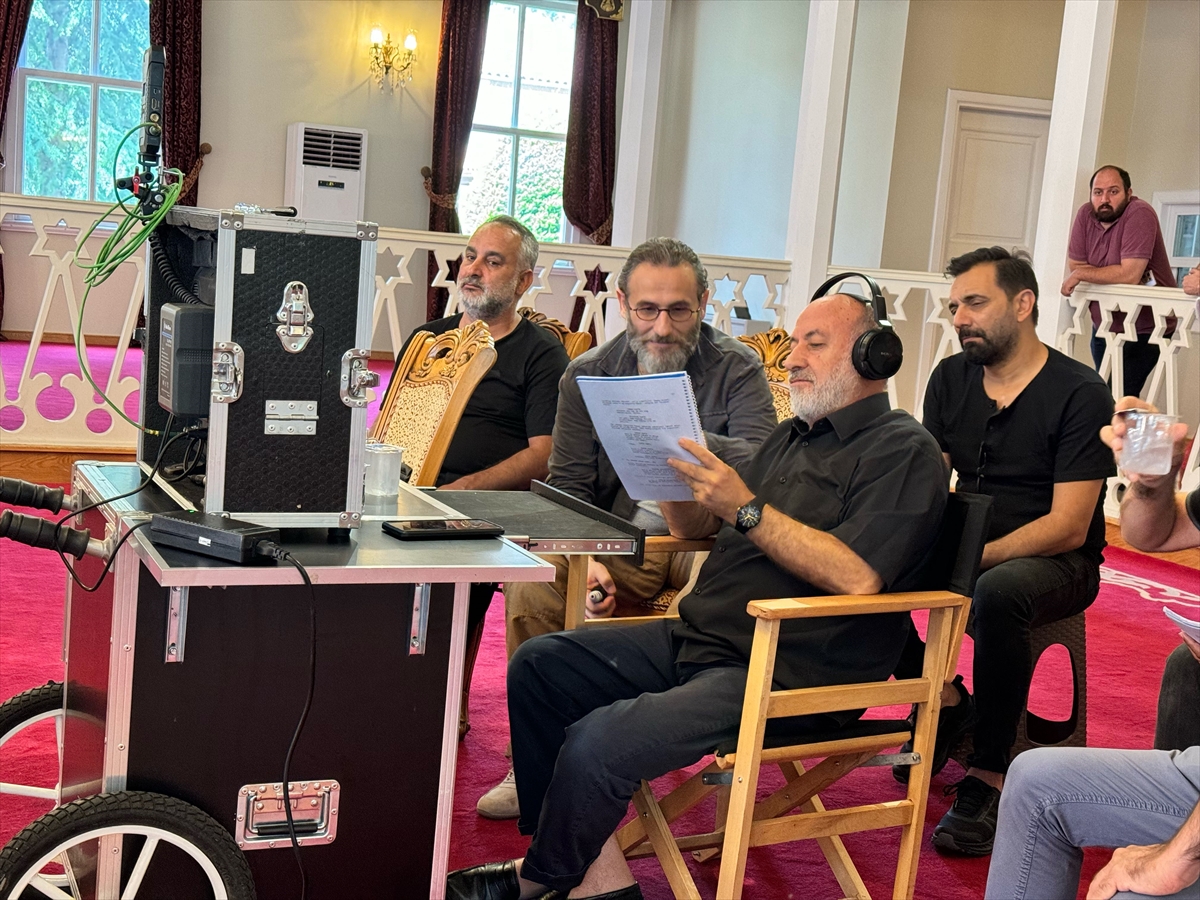 “Altın Buzağı” filmi, sanat ile tebliğ arasında bir sinema arayışını konu alıyor