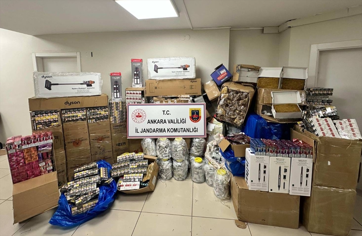 Ankara'da piyasa değeri 7 milyonun üzerinde olan kaçak ürün ve eşya ele geçirildi