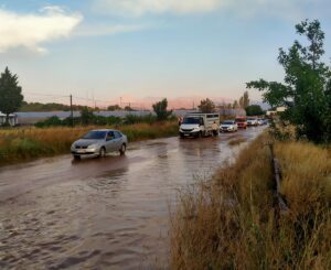 ANTALYA (AA) – Antalya'nın Elmalı ilçesinde, sağanak, dolu ve hortum