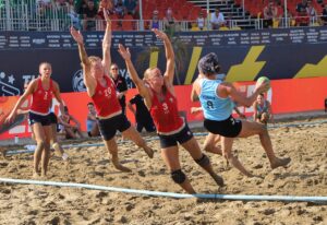 ANTALYA (AA) – EHF Avrupa Plaj Hentbol Şampiyonası, Antalya'nın Alanya