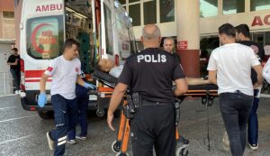 Aydın'da çıkan bıçaklı kavgada 1 kişi ağır yaralandı AYDIN (AA) – Aydın'ın Efeler ilçesinde çıkan bıçaklı kavgada ağır