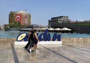 AYDIN (AA) – Aydın'da sıcak hava dolayısıyla kent merkezinde sakinlik