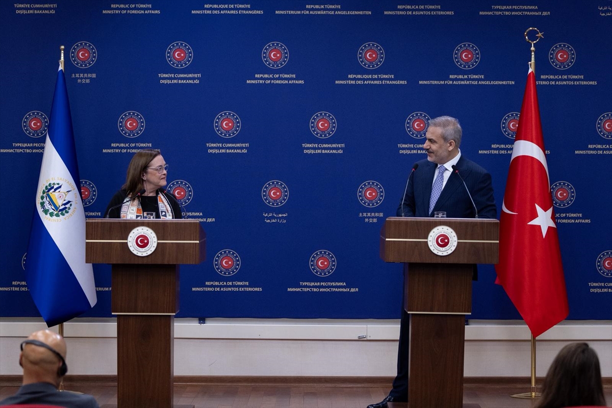 Bakan Fidan, El Salvadorlu mevkidaşı Hill ile ortak basın toplantısında konuştu: (1)