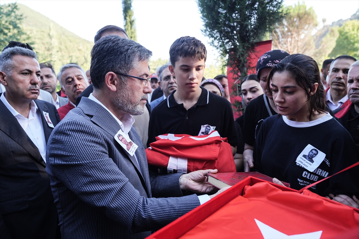 Bakan Yumaklı, şehit orman işçisi için düzenlenen cenaze töreninde konuştu: