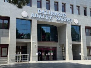 BALIKESİR (AA) – Balıkesir'in merkez Karesi ilçesinde 11 kişinin hayatını