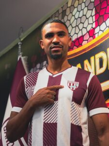 BALIKESİR (AA) – Trendyol 1. Lig ekiplerinden Bandırmaspor, Beninli stoper