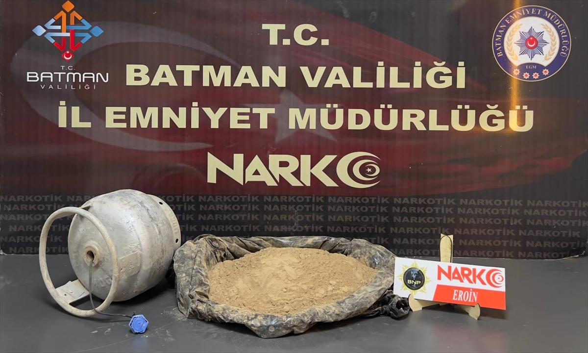 Batman'da piknik tüpüne gizlenmiş 2 kilo 900 gram eroin ele geçirildi