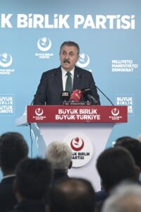 - "Kasıtlı olarak ormanlarımızı yakan hainler için de idam cezası