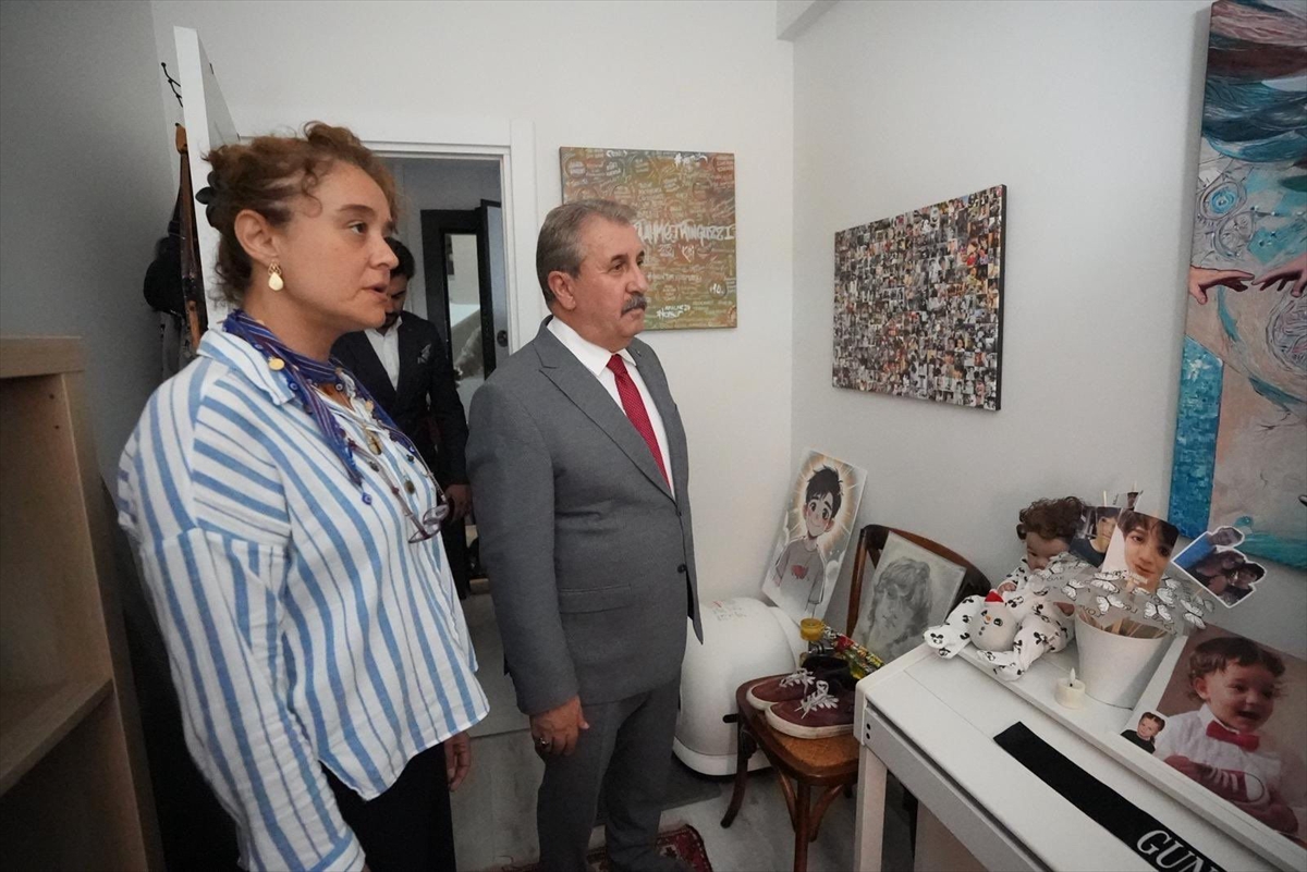 BBP Genel Başkanı Destici, Minguzzi ailesini ziyaret etti