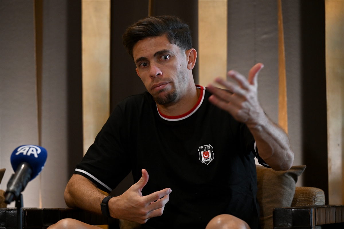 Beşiktaşlı futbolcu Paulista, bu sezon başarıyı olmazsa olmaz görüyor: