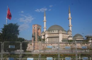 İSTANBUL (AA) – Beyoğlu Kaymakamlığı, ilçe sınırları içinde toplantı ve