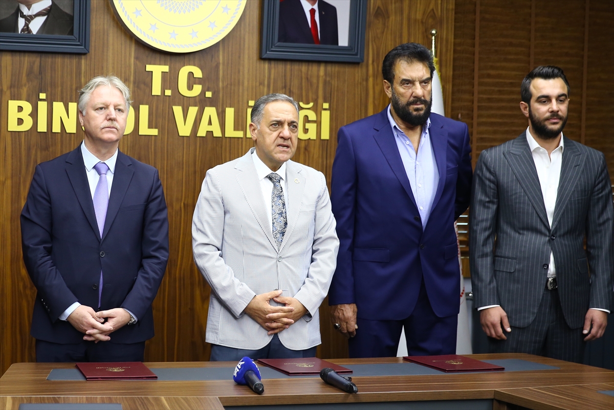 Bingöl'de hayırsever iş insanı 8 derslikli okul yaptıracak