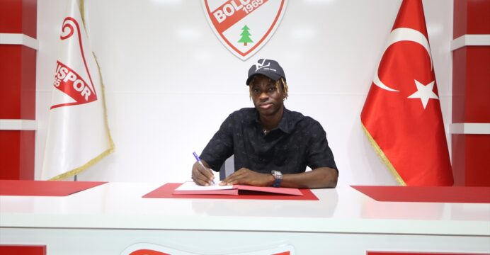 Boluspor, Nijeryalı futbolcu Rasheed Akanbi ile 2 yıllık sözleşme imzaladı