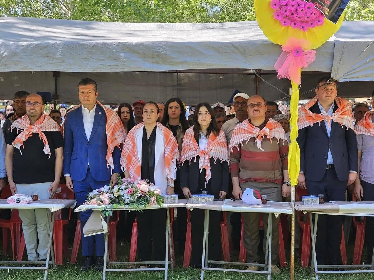 Burdur'da Kozağaç Cura, Domates ve Yayla Şenlikleri düzenlendi