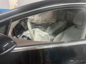 İZMİR (AA) – İzmir'de, valenin sahibine teslim etmek üzere otoparktan