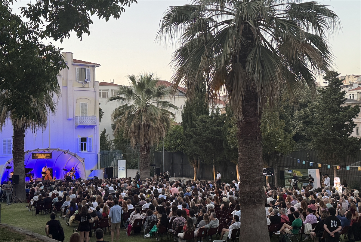 Chiara Civello, İtalya Başkonsolosluğu'nda konser verdi