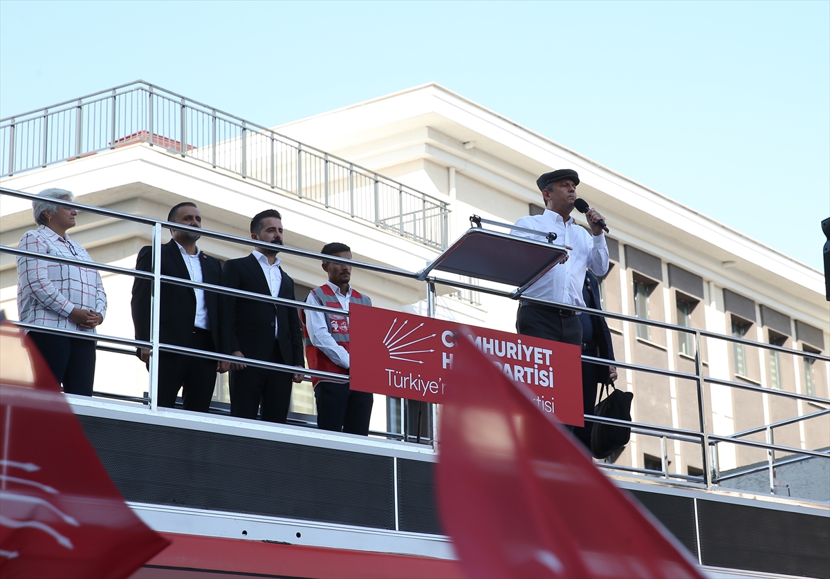 CHP Genel Başkanı Özel, Adıyaman'da “Halk Buluşması”na katıldı: