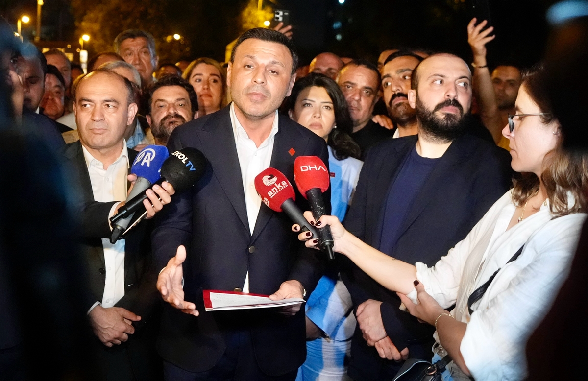 CHP İstanbul İl Başkanı Çelik, emniyette ifade verdi