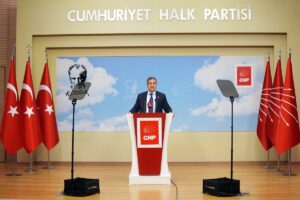 - "Türkiye'nin ana muhalefet partisi liderinin, son seçimlerde Türkiye'nin birinci