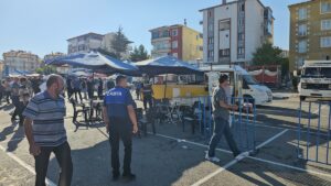 ÇORUM (AA) – Çorum'da pazar esnafı arasında çıkan kavgada 1