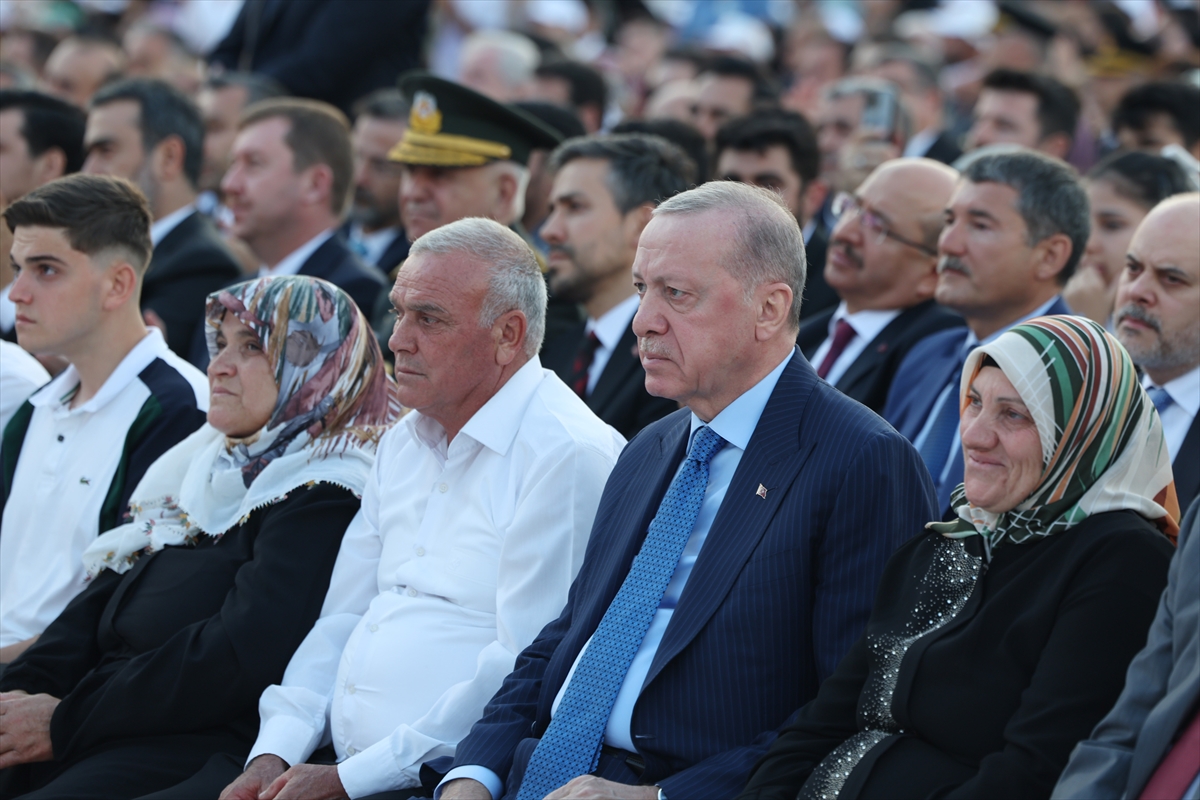 Cumhurbaşkanı Erdoğan, Somali Cumhurbaşkanı Mahmud ile bir araya geldi
