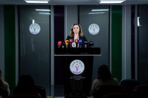 - "(DEM Parti heyeti) İlk görüşme, Adalet Bakanı ile olacak.