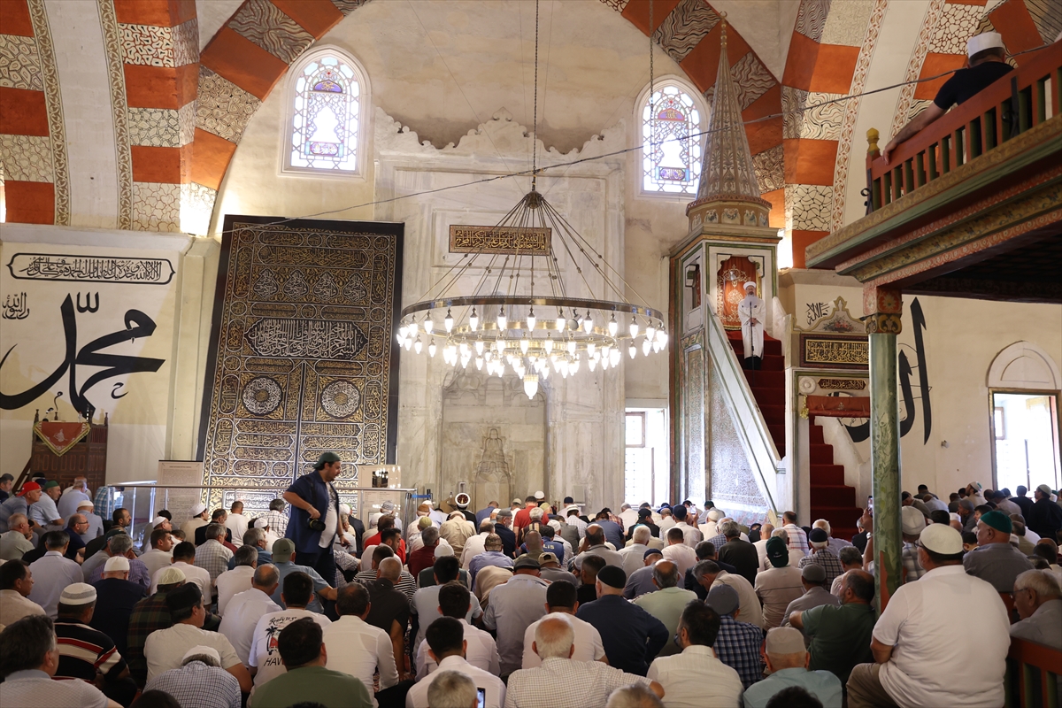 Diyanet İşleri Başkanı Ali Erbaş, Edirne'deki Eski Cami’de hutbe irat etti: