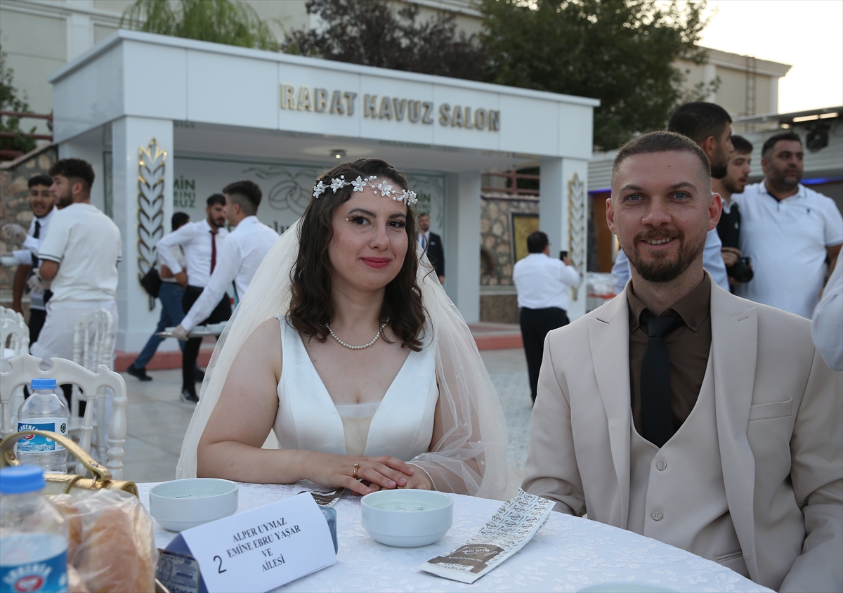 Diyanet İşleri Başkanı Erbaş, Adıyaman'da toplu nikah töreninde konuştu: