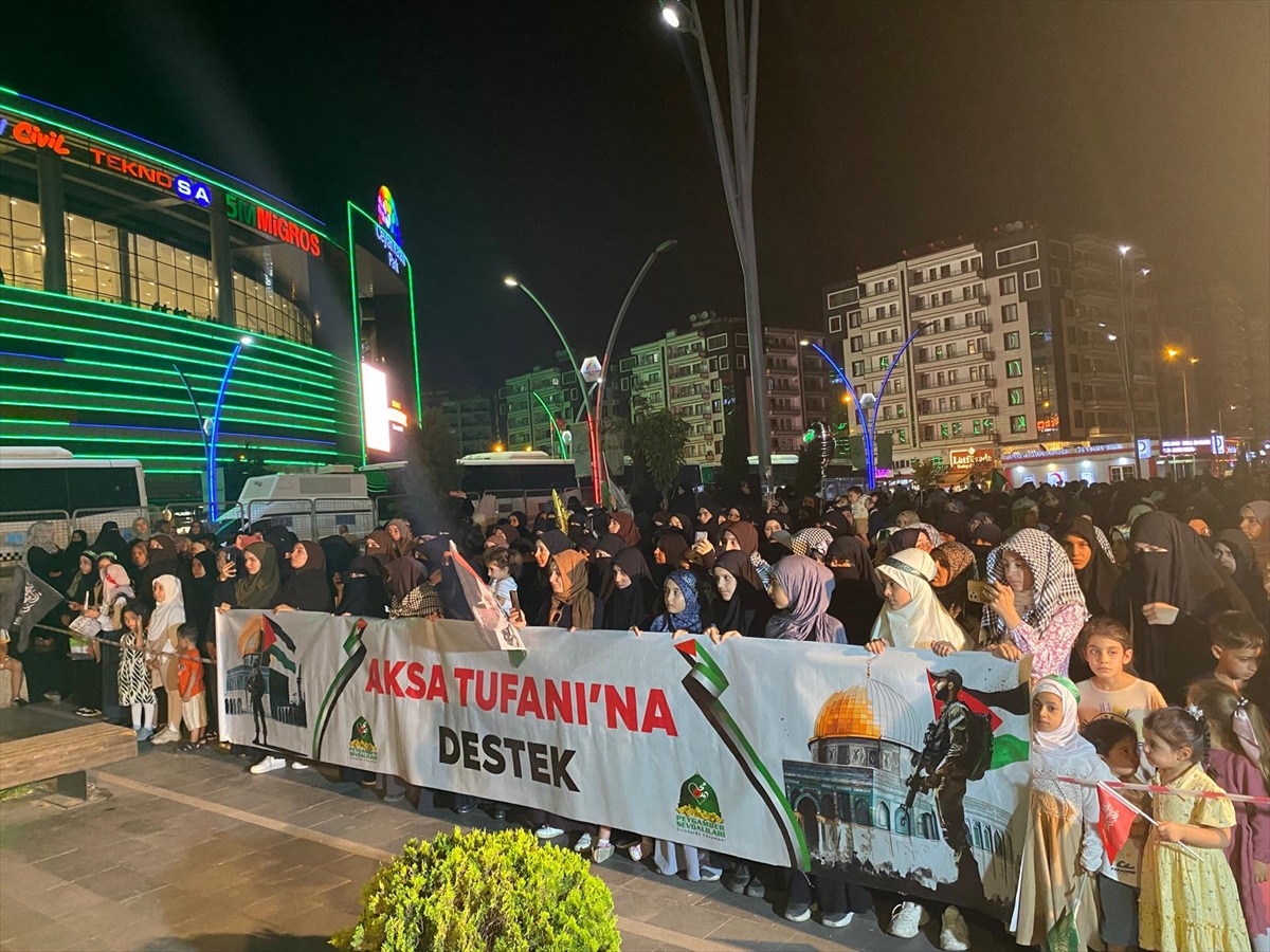 Diyarbakır'da İsrail'in Gazze'ye saldırılarına protesto