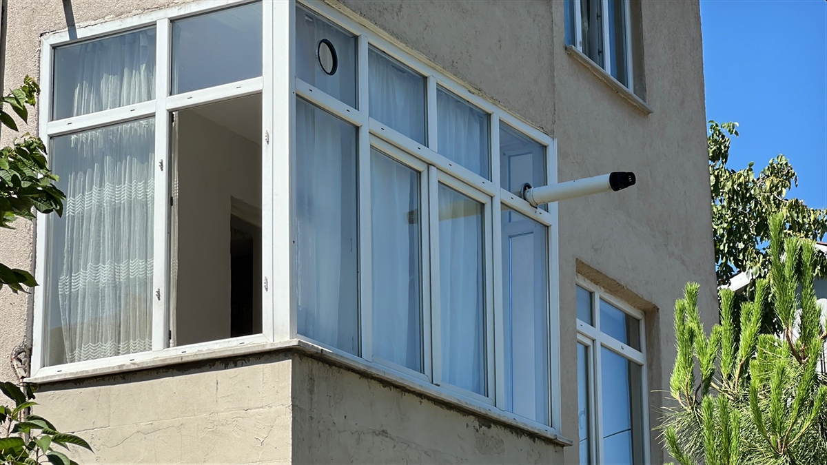 Düzce'de karısı tarafından bıçaklanan kişi öldü
