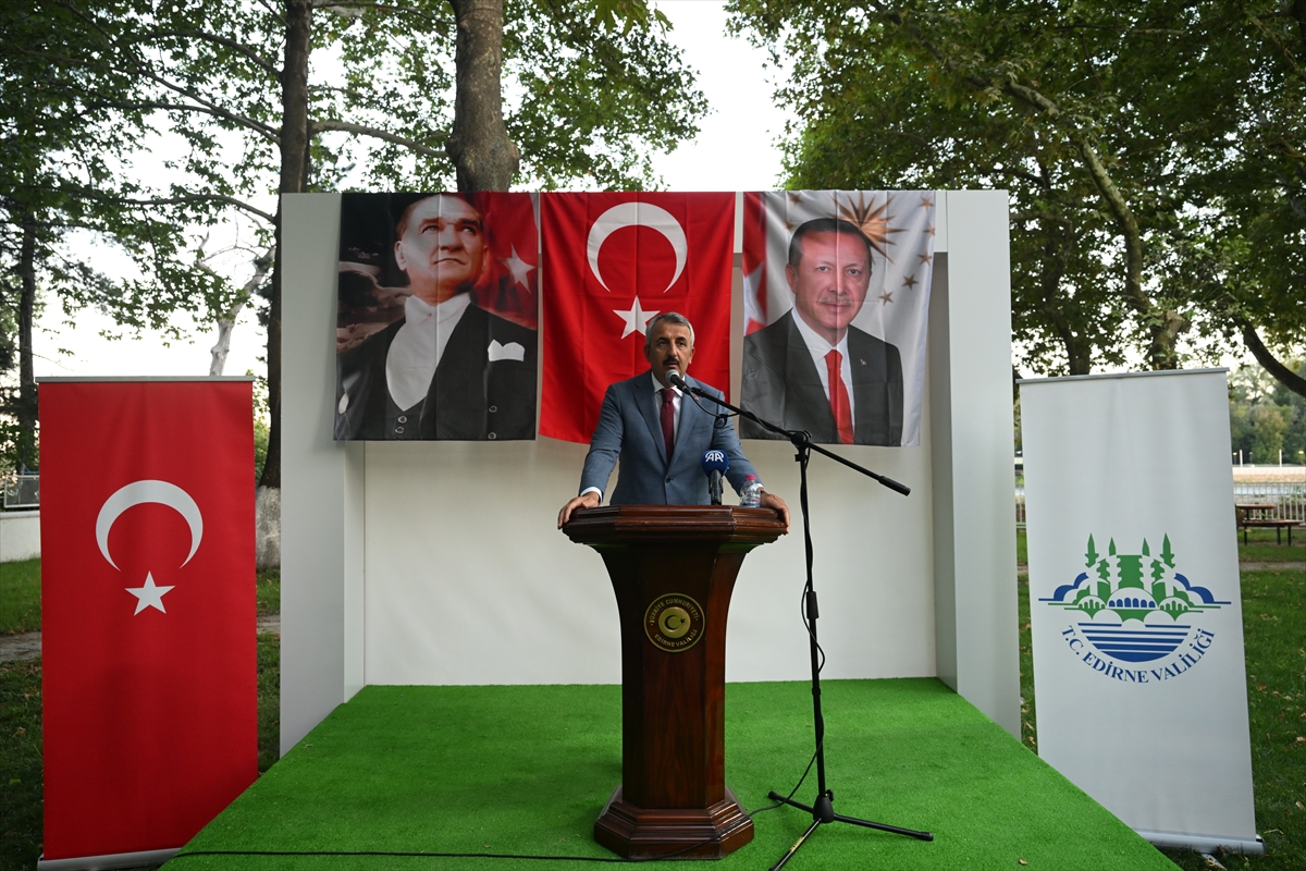 Edirne Valisi Yunus Sezer şehit aileleri ve gazilerle bir araya geldi