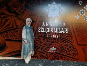 ANKARA (AA) – Cumhurbaşkanı Recep Tayyip Erdoğan'ın eşi Emine Erdoğan,