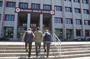 ERZURUM (AA) – Erzurum'da FETÖ üyeliğinden kesinleşmiş 6 yıl 3