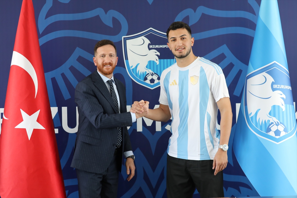 Erzurumspor FK, orta saha oyuncusu Adem Eren Kabak'ı transfer etti