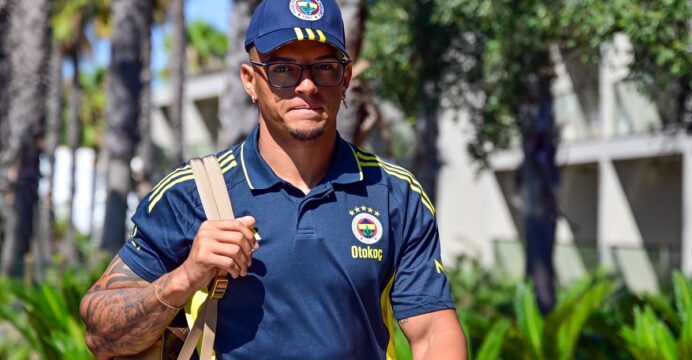 Fenerbahçe, Portekiz'e geldi