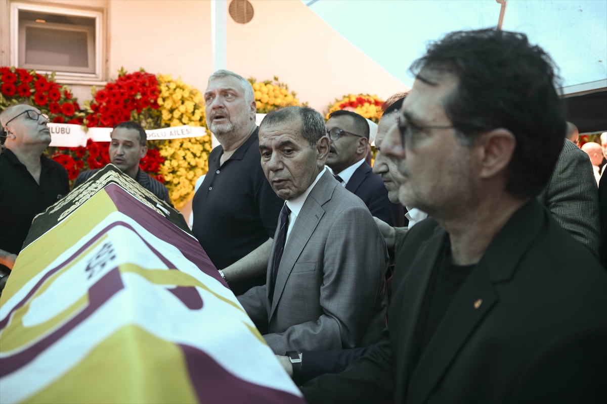 Galatasaray Sportif AŞ yöneticisi İsmail Sarıkaya son yolculuğuna uğurlandı