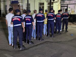 GAZİANTEP (AA) – Gaziantep'te suç örgütüne yönelik operasyonda gözaltına alınan