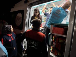 HAKKARİ (AA) – Hakkari'nin Yüksekova ilçesi kırsalında rahatsızlanan çoban Talat