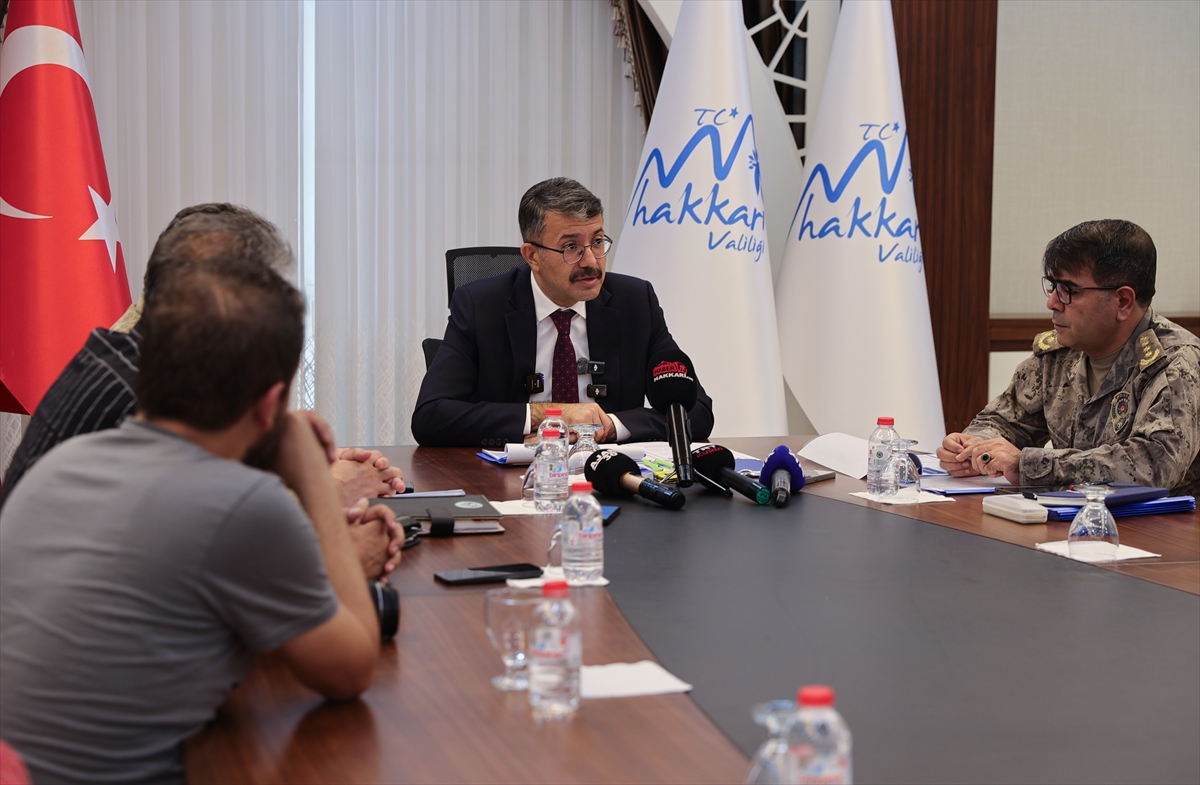 Hakkari'de yürütülen çalışmalarla aranan kişi sayısında düşüş yaşandı