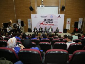 HATAY (AA) – Hatay'da, "Afetten Etkilenen Gençlerin Güçlendirilmesi ve Desteklenmesi"