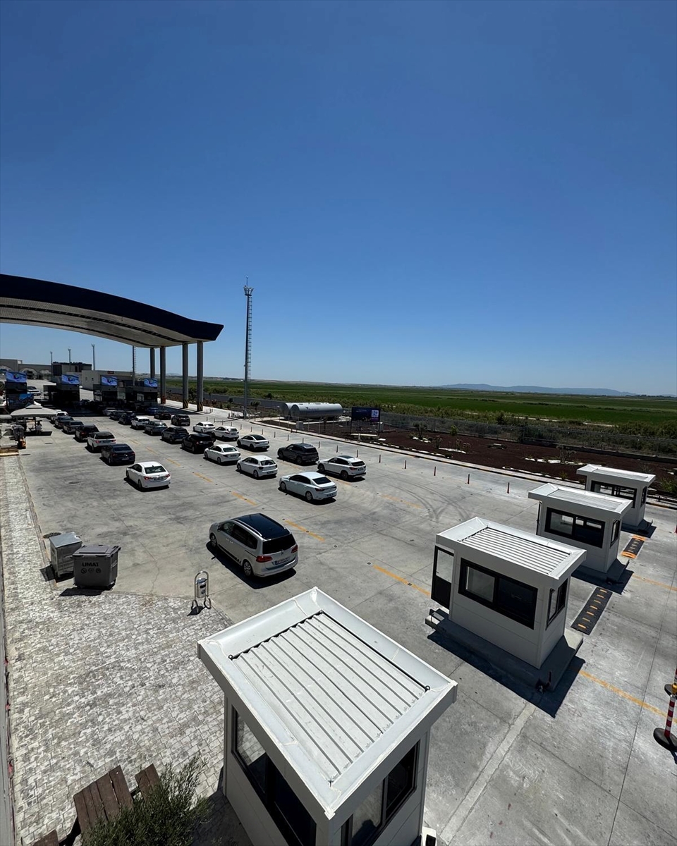 İpsala Gümrük Kapısı’nda yeni pasaport kontrol peronları hizmete girdi