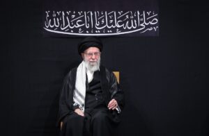İran lideri Ayetullah Ali Hamaney, İsrail ile savaşın ardından ilk kez kamuoyu karşısına çıktı