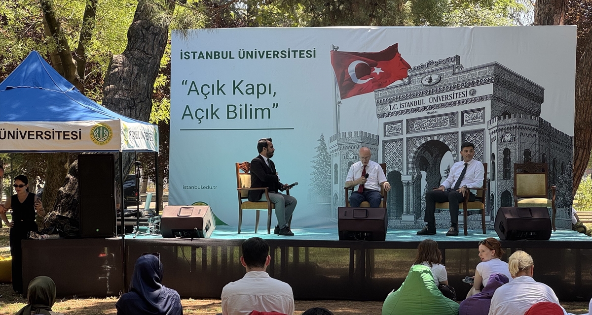 İstanbul Üniversitesinde “Ailece Tercih Günleri” başladı