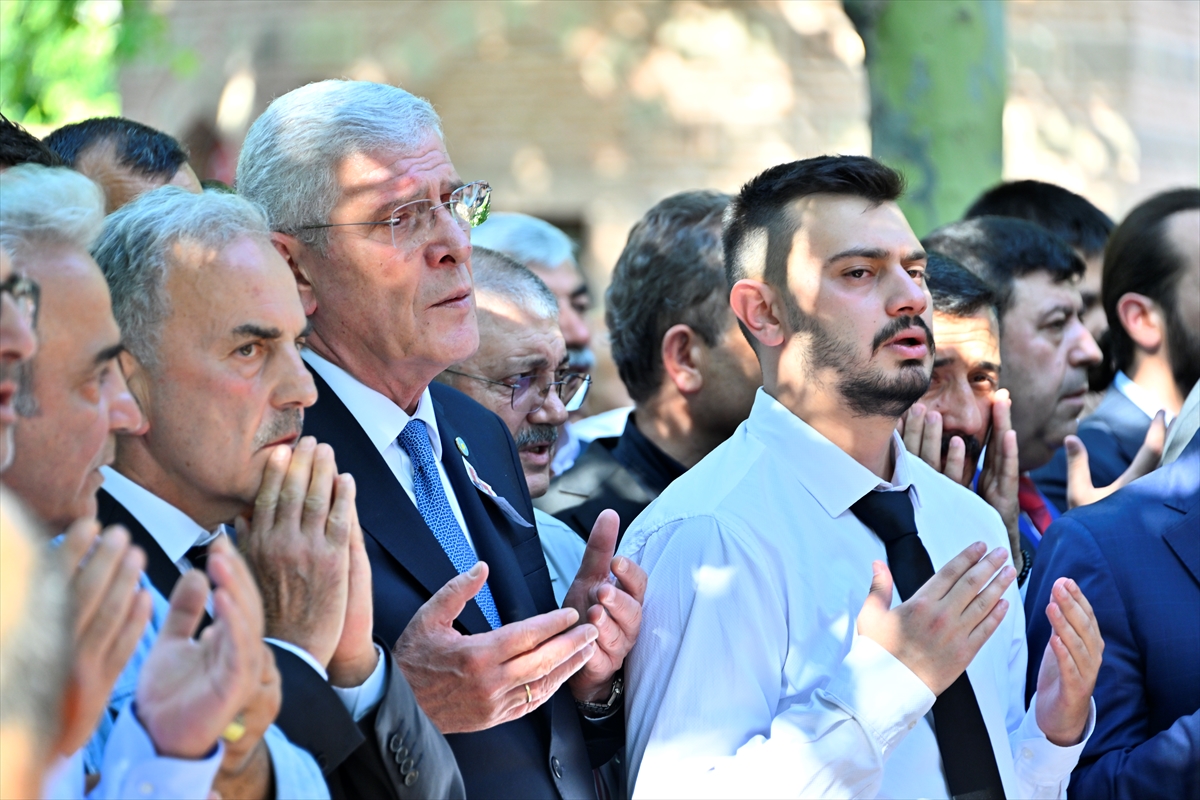İYİ Parti Genel Başkanı Dervişoğlu, Ülkü Ocakları eski Genel Başkanı Ulvi Batu'nun cenazesine katıldı