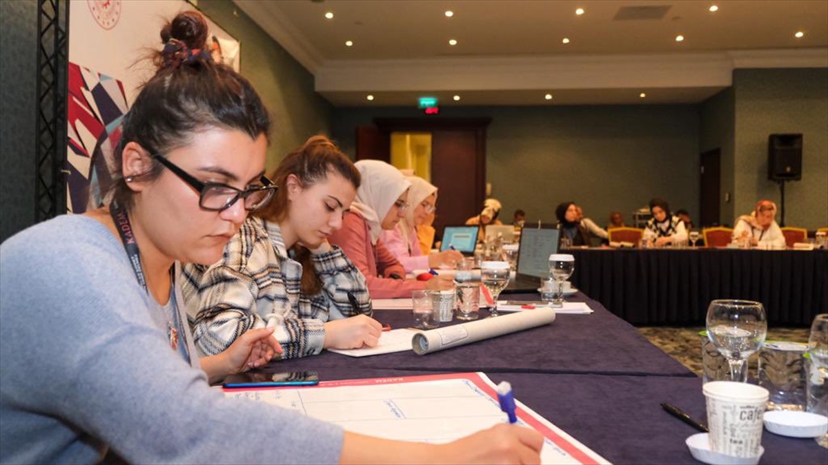 KADEM'in “İnovasyonda Kadın Programı 9. Girişimcilik Kampı”na başvurular başladı