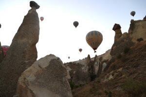 NEVŞEHİR (AA) – Yaz tatilinde kültür turizmini tercih eden yerli